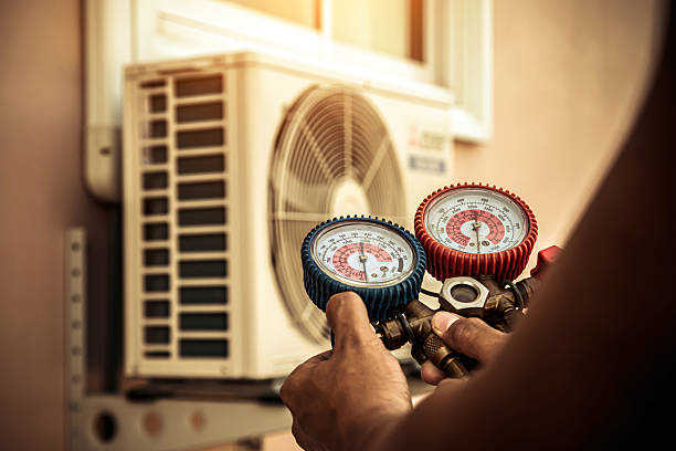 Professional Hvac Installation technician working in Red Springs, NC